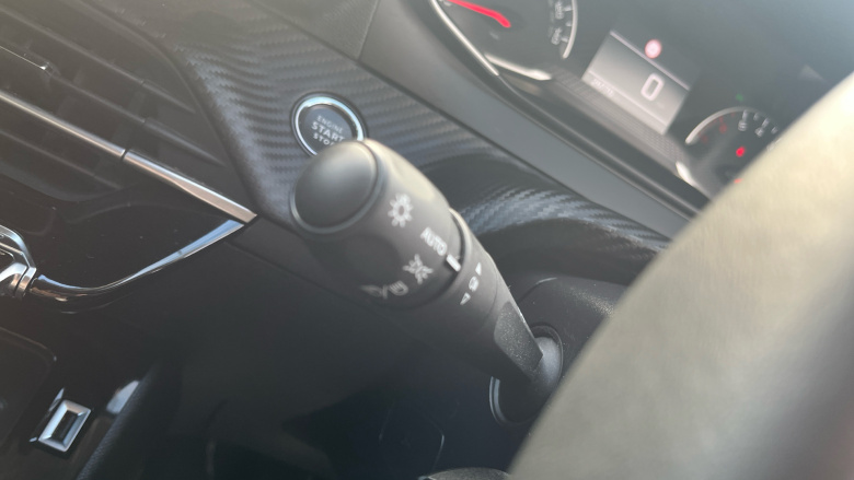 Peugeot 208 1.2 PureTech 100 Active Premium + 5dr Petrol Hatchback